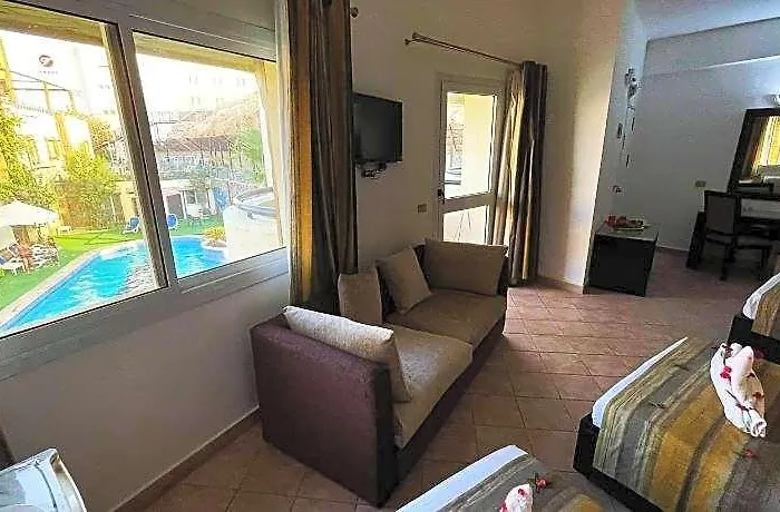 Naama