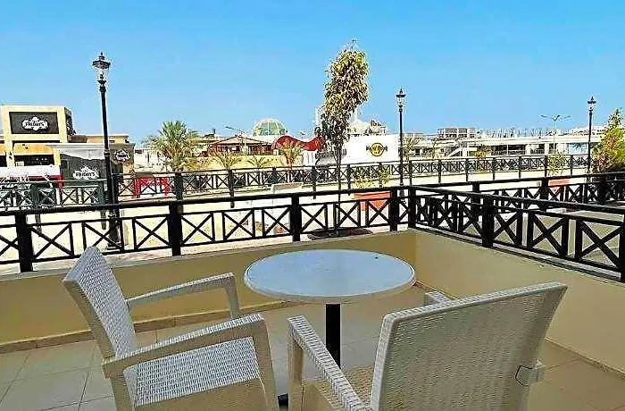 Naama 2*
